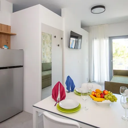 One Life Suites-6 By Interhome بيبيوني